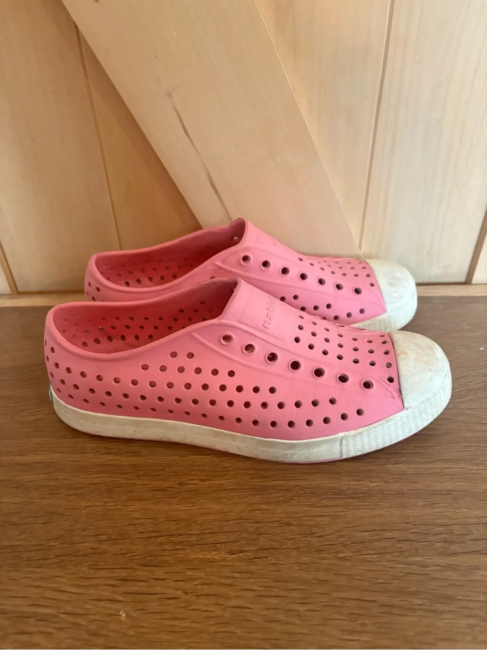 Native Shoes lightweight slip